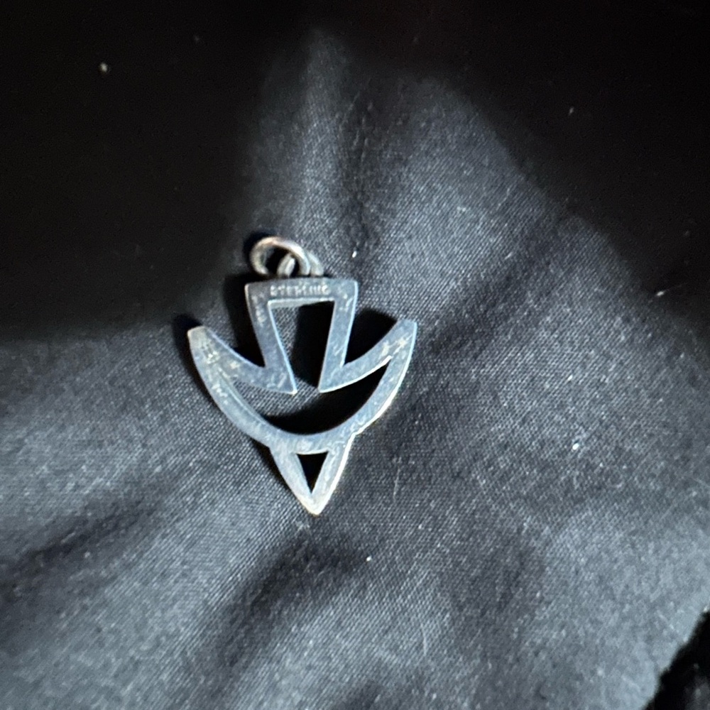 Retired James Avery Thick Descending Dove Pendant In Original Bag And Box